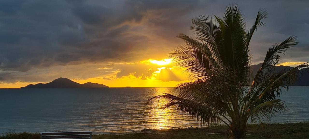 Cardwell Beachfront Motel Kültér fotó
